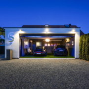 Haus am Ammersee, mit Doppelgarage und Garten