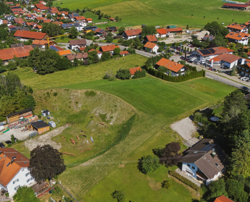zentrumsnaher Baugrund mit mehreren Möglichkeiten, Ostufer des Starnberger Sees